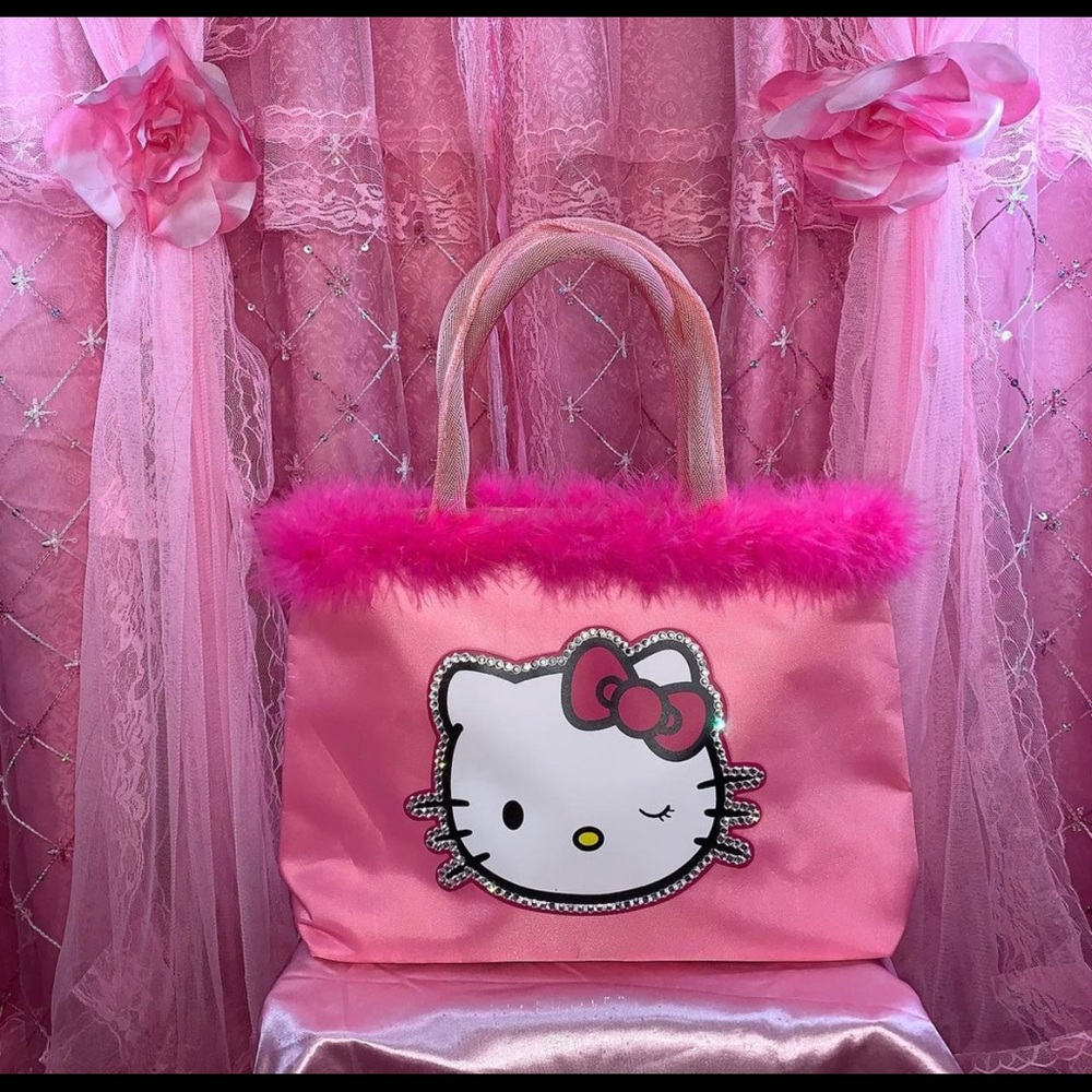 Hello Kitty Purse